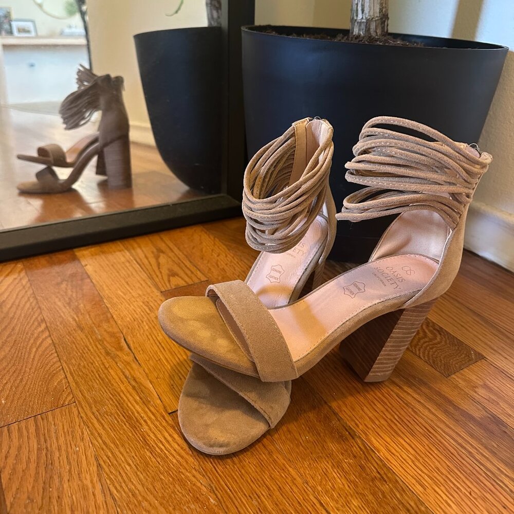 Oasis Society Tan Heels